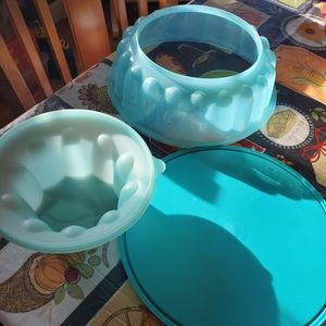 Tupperware Jello Mold
